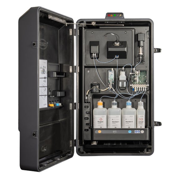 NH6000sc Ammonium Analyser, 1 channel, for use with 1 external filtration system, flow detection, automatic grab sample, 115 VAC